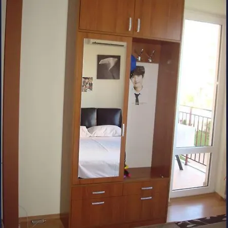 1 Bedroom شقة *