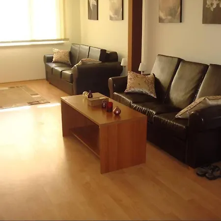 1 Bedroom شقة *