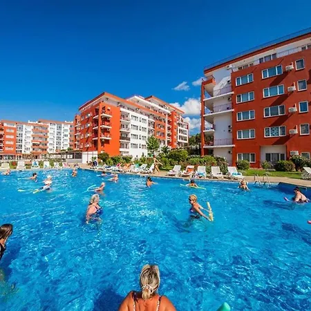 1 Bedroom Apartment *